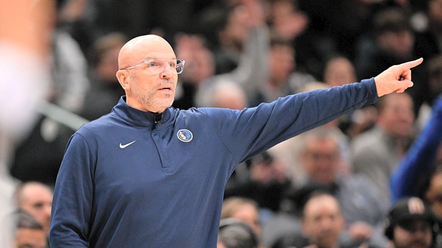 Mavericks game postponed after team got stuck at airport