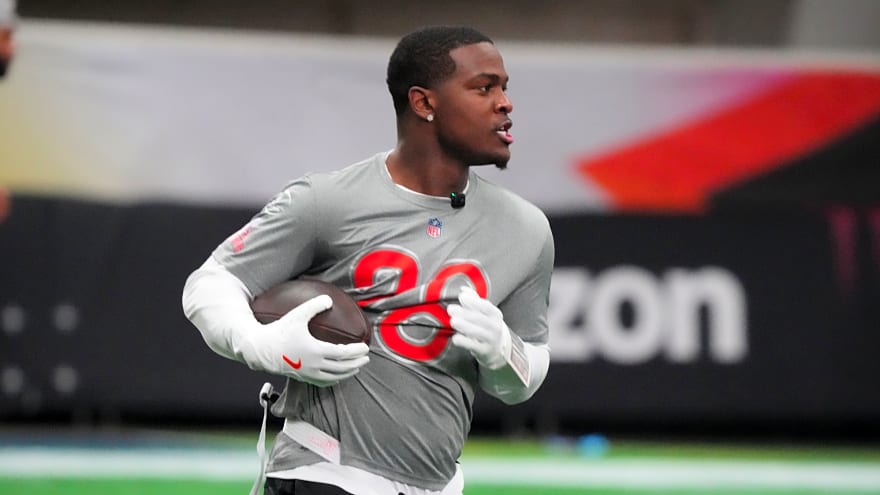Sully Makes Good On His Commitment To Achane