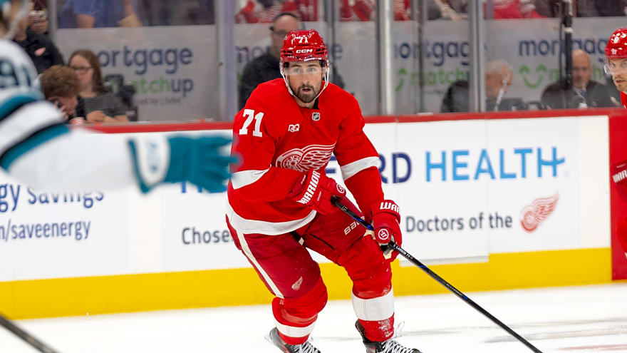 ESPN analyst claims to have big news on Dylan Larkin trade