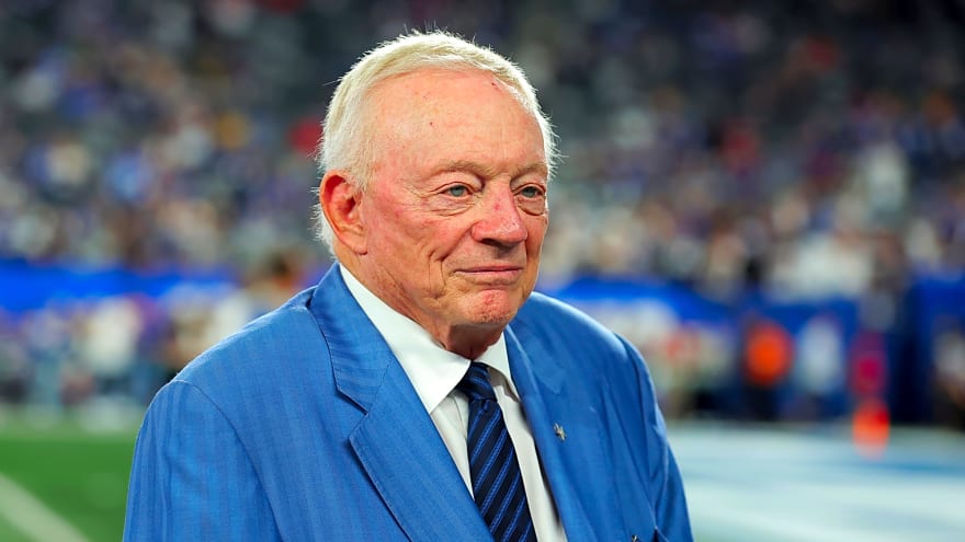 Jerry Jones reacts to Dak Prescott jab, reveals Christian Parker move, reflects on Micah Parsons trade