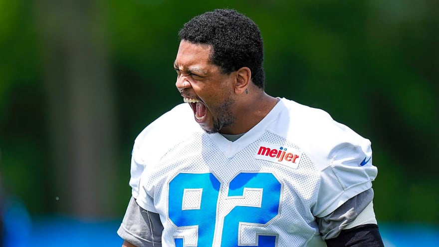 Detroit Lions Optimistic That Key Defensive Line Piece Could Return In Week 13