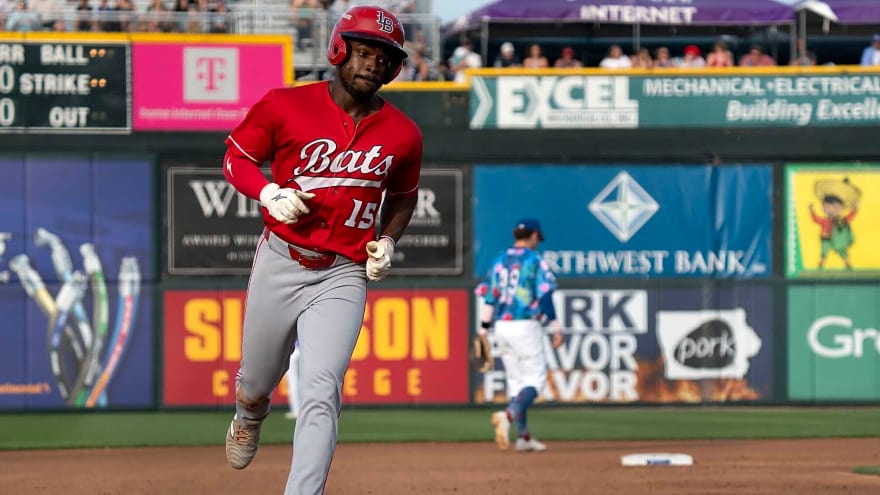 Reds Select Ivan Johnson