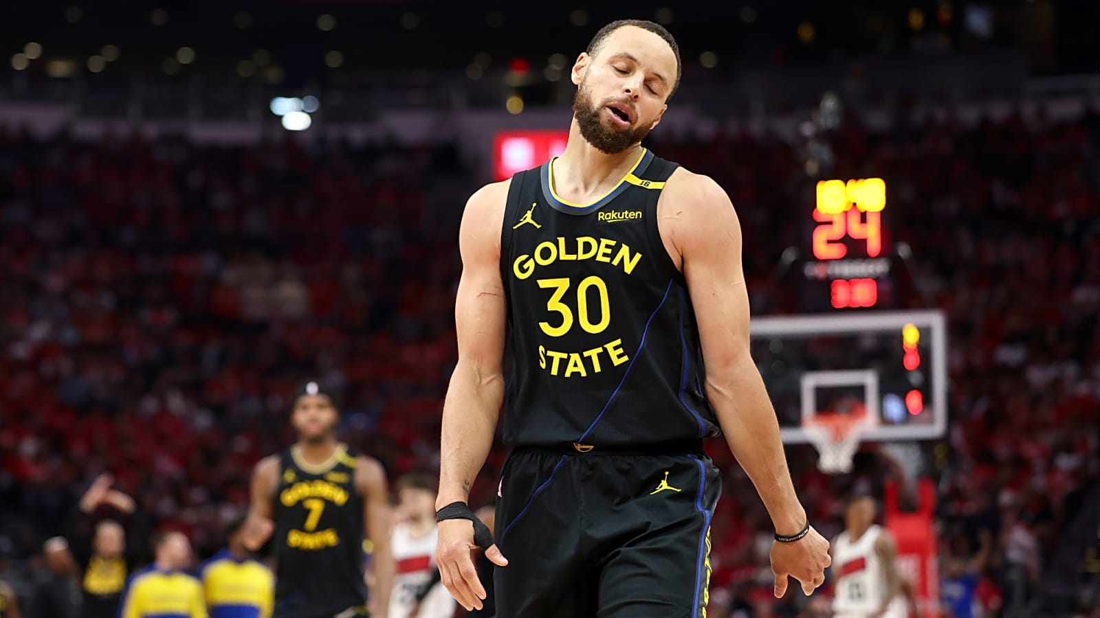 Stephen Curry has concerning comment about his hamstring injury