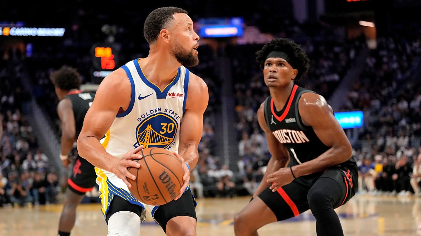 Stephen Curry’s Return vs. Rockets Ruined as Draymond Green Spots 23-Year-Old Warriors Star’s Costly Mistake