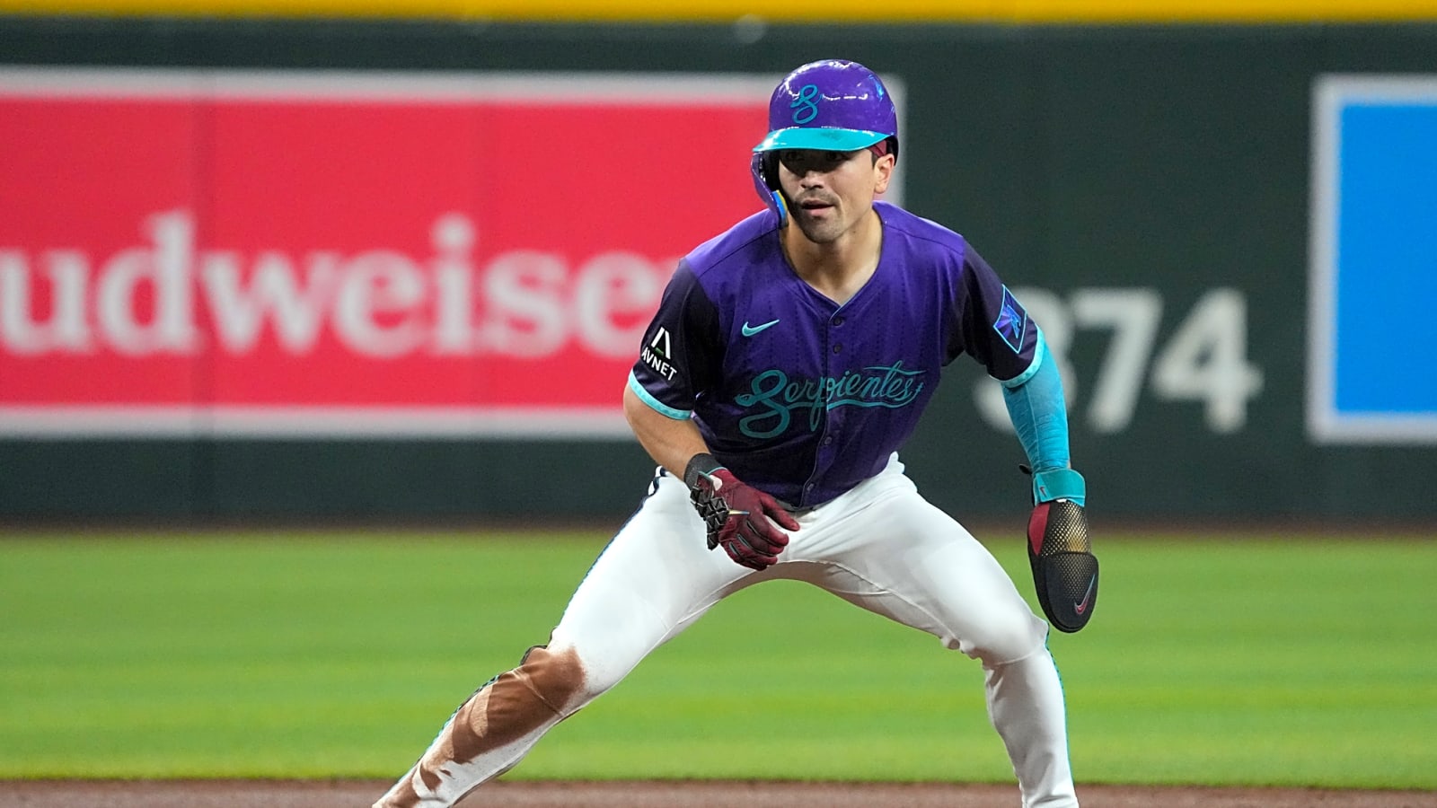 D-Backs’ Carroll adds another milestone to MLB career
