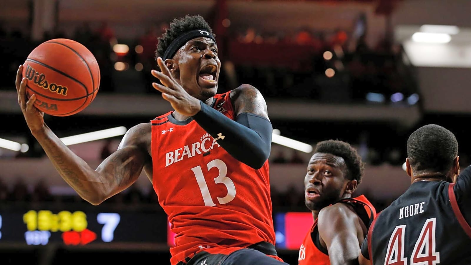 Nets Re-Sign Tre Scott On Hardship Deal