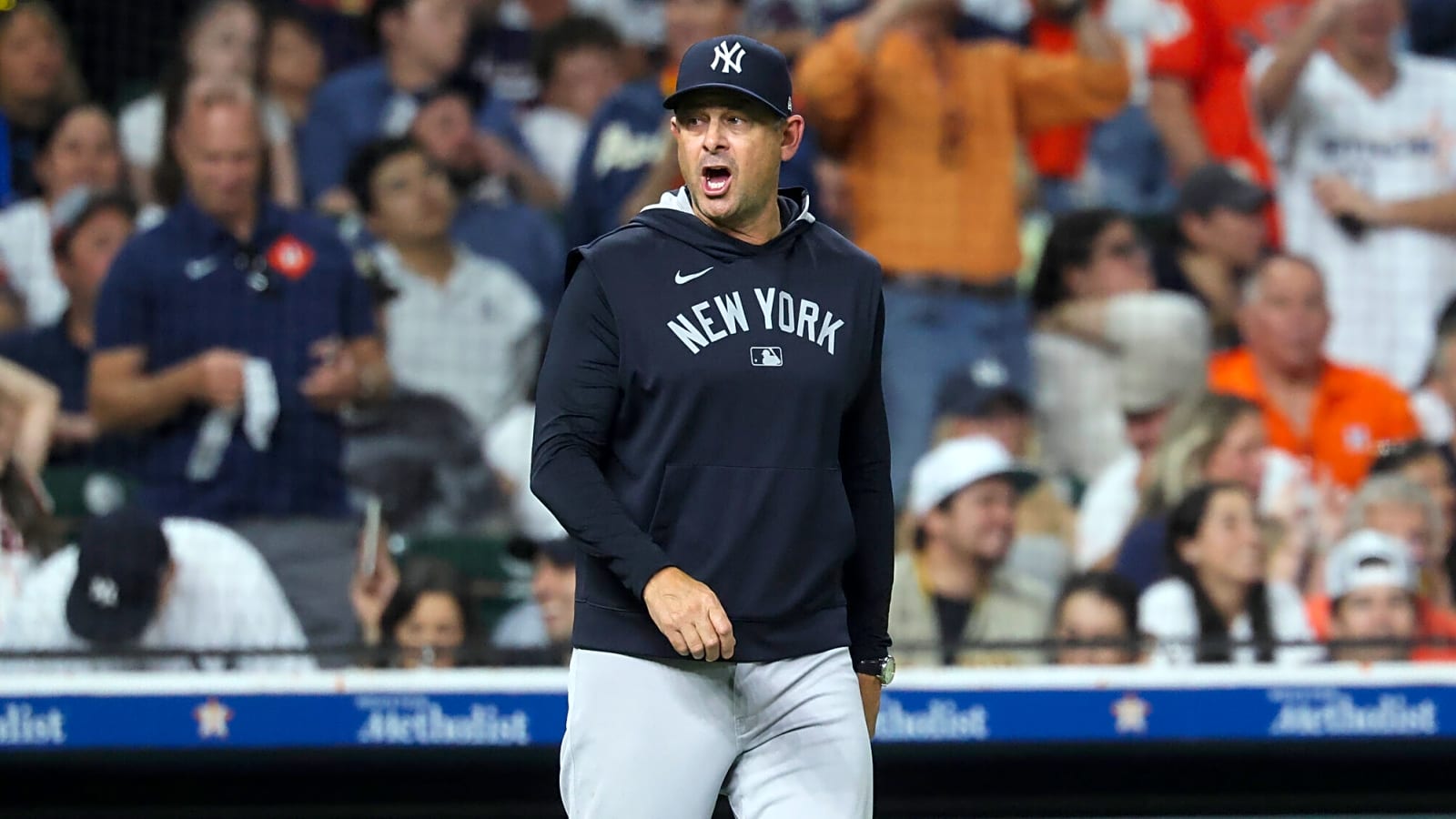 Yankees Star Breaks Silence on Aaron Boone Rift Rumors After Controversial Call Sparks Wild Card Drama