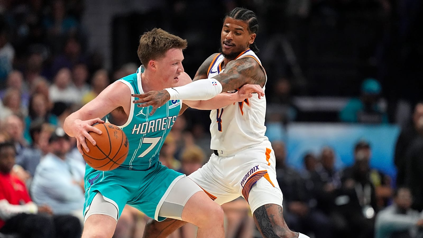 Hornets' Kon Knueppel, Suns' Collin Gillespie make history in Charlotte's win