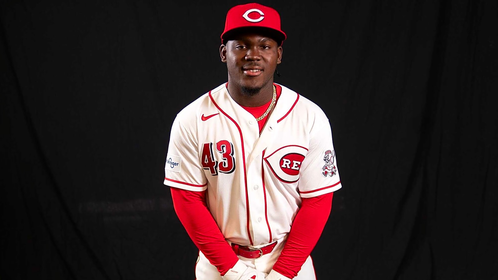 What to Expect from Reds Outfielder Hector Rodriguez