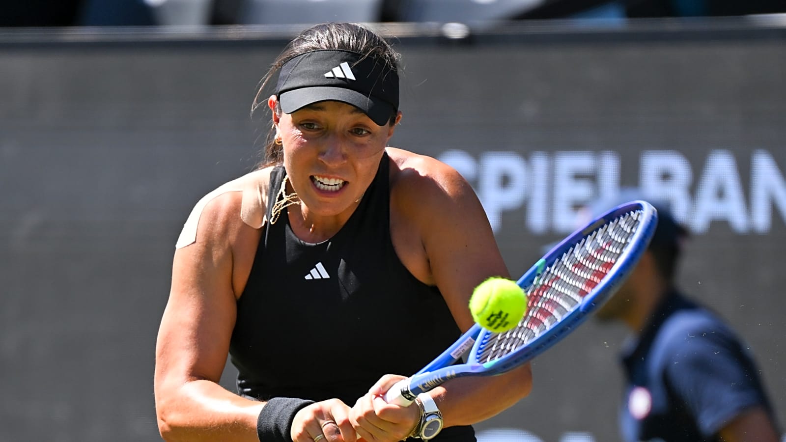 Jessica Pegula&#39;s Wimbledon preparations solidify with hard-fought win over Emma Navarro