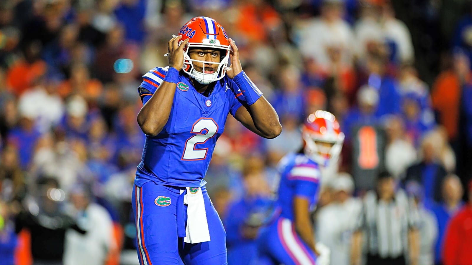 Watch: DJ Lagway is Struggling to Throw Spirals at Baylor Practice