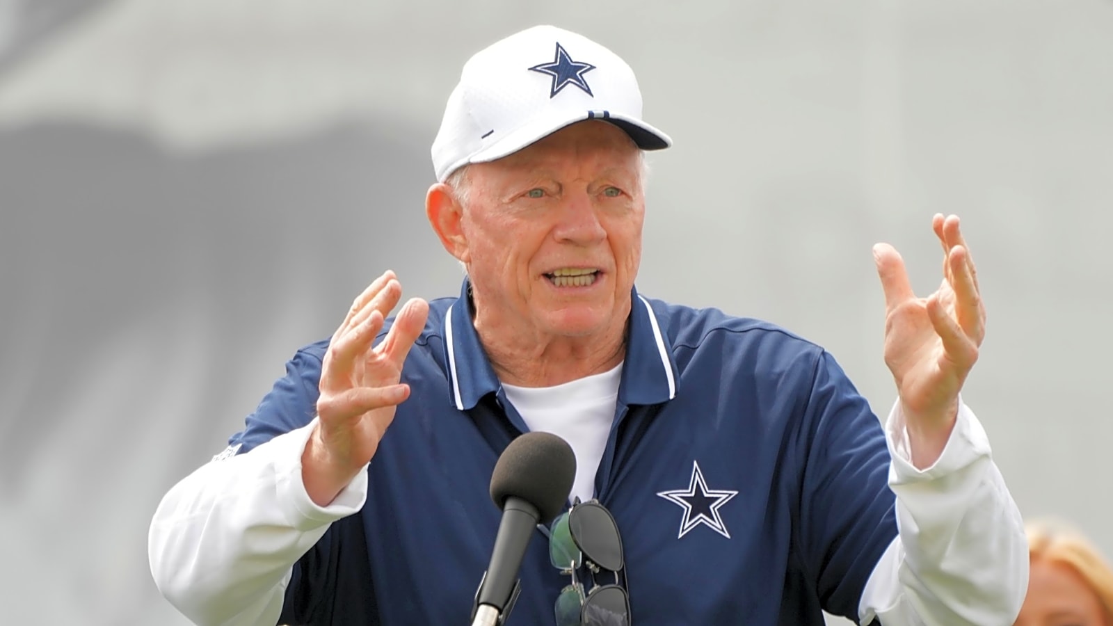 Jerry Jones Takes Shot at Dallas Cowboys Star Players