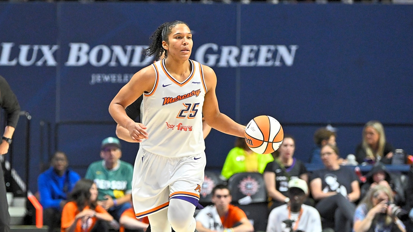 Mercury’s dominate first quarter propels win against the Connecticut Sun