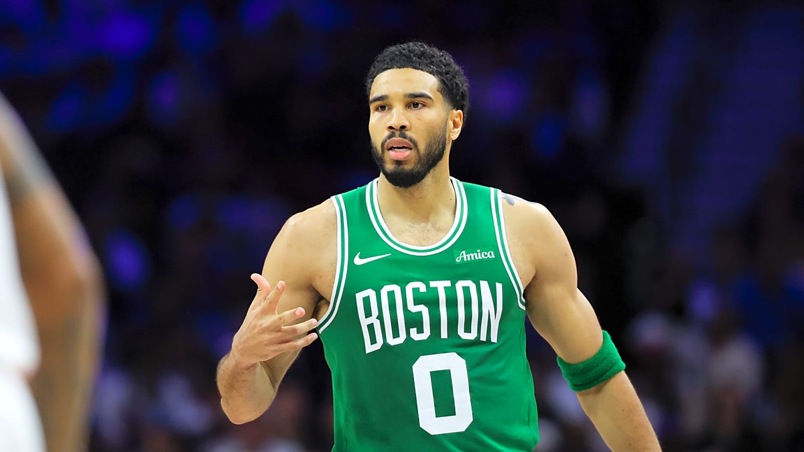 Jayson Tatum's father takes a profane shot at the Celtics