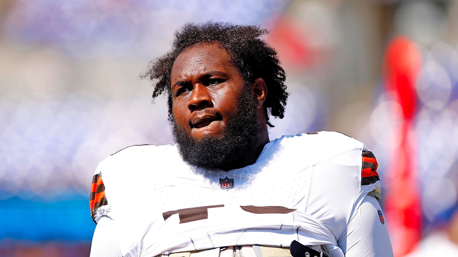 Browns Place OT Dawand Jones On IR, Sign OT Thayer Munford