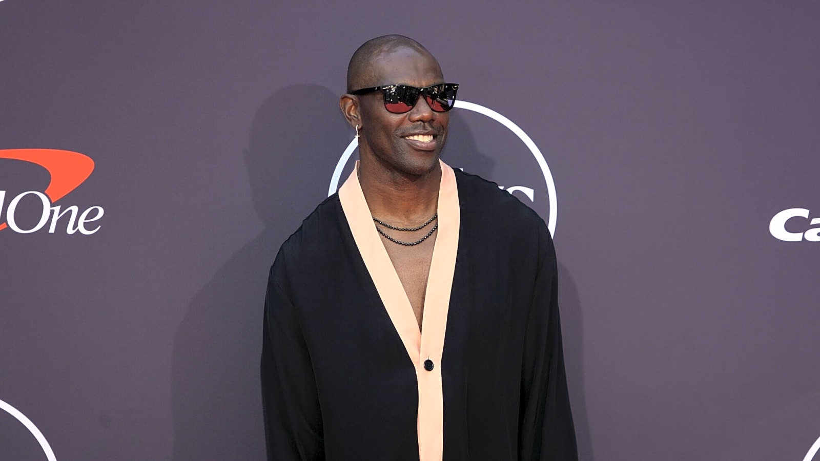 Terrell Owens on LeBron James’s Longevity and Defending Kyrie Irving