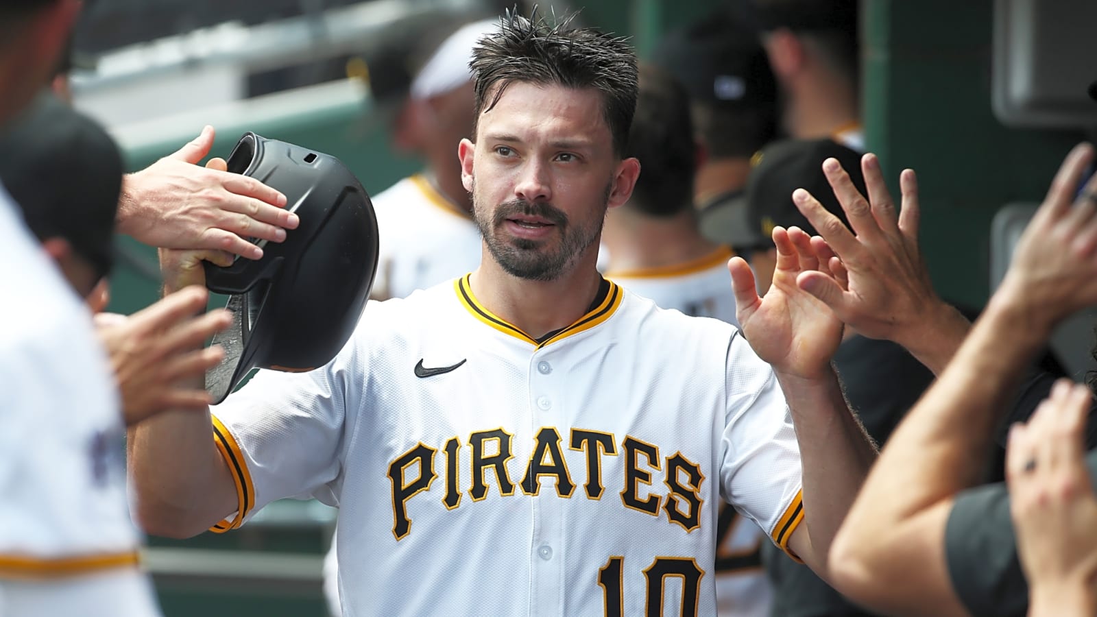 Three potential landing spots for Pirates outfielder Bryan Reynolds