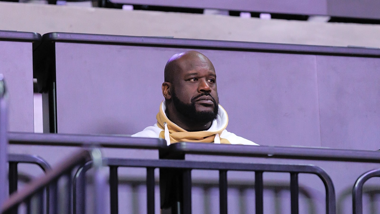 'License and Registration': Shaquille O’Neal Impersonated a Cop and Pulled Over Lakers Teammate for Speeding