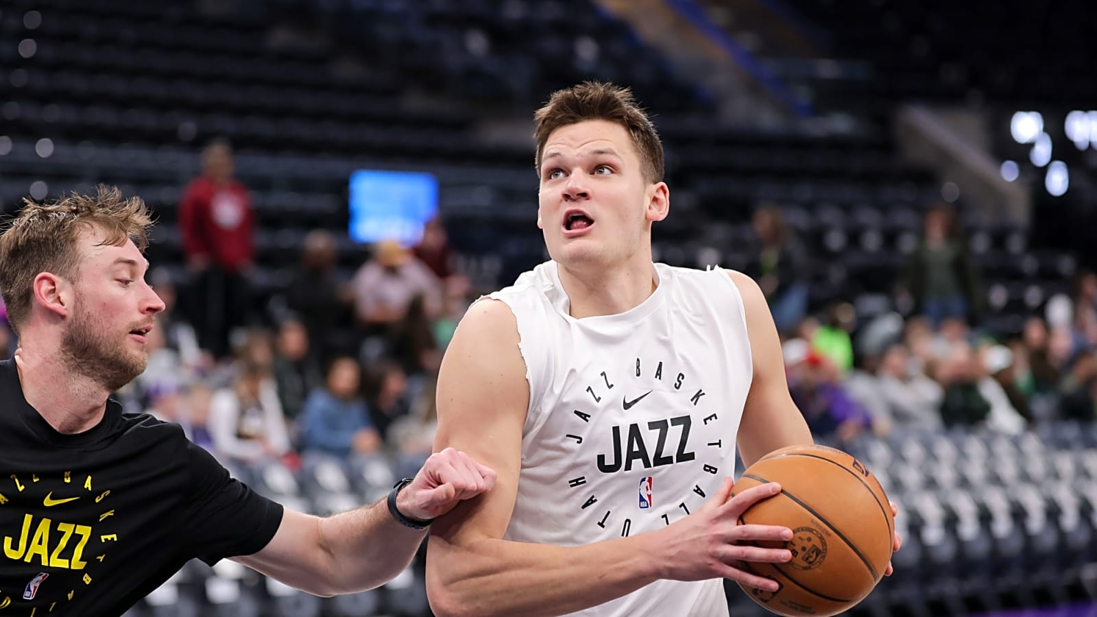 Report: Lakers Trying To Trade For Walker Kessler