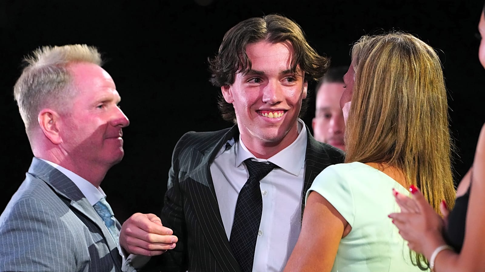 USA Hockey announces preliminary roster for World Juniors