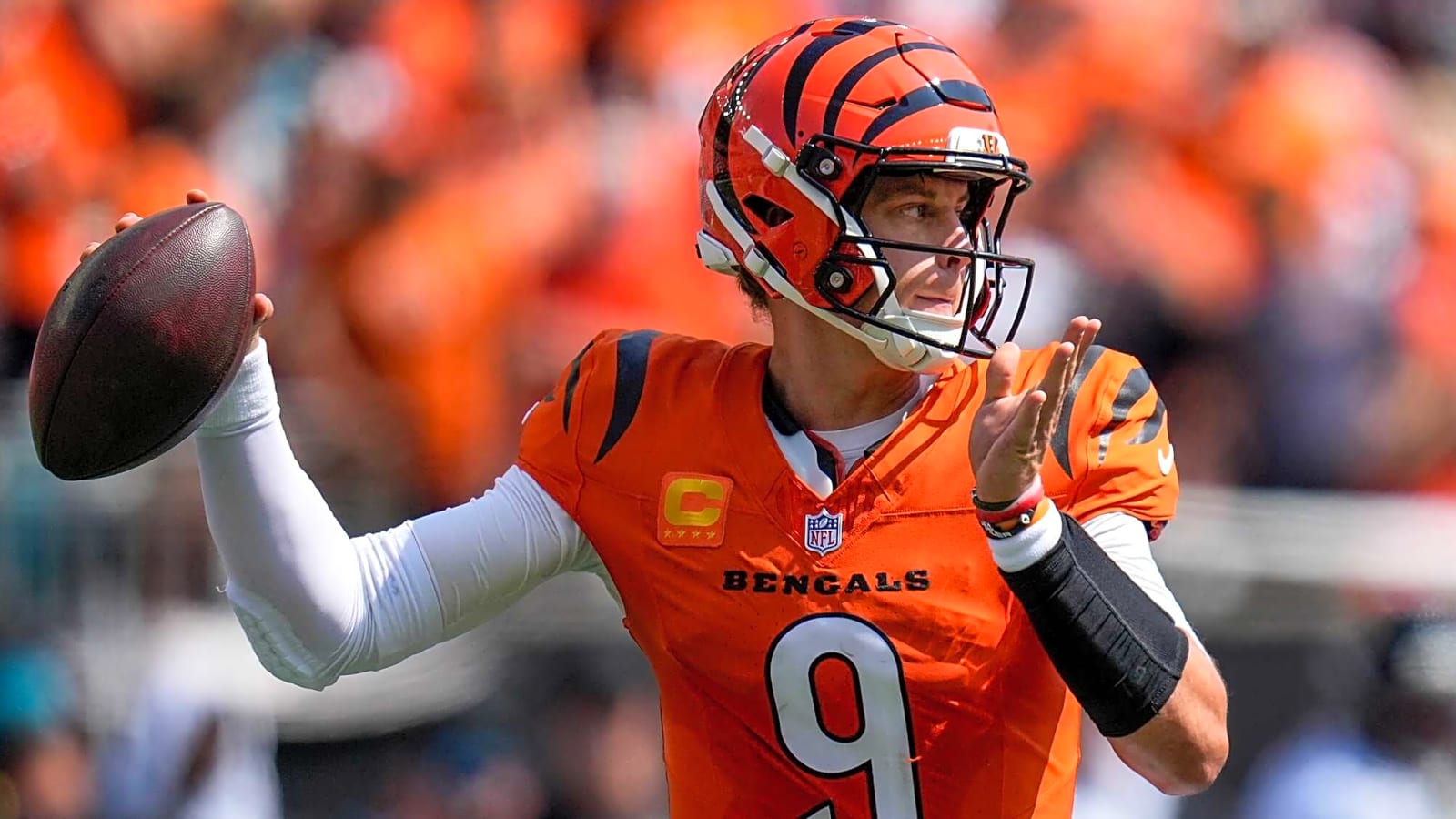 Will Bengals' Burrow return for Thanksgiving game at Ravens?