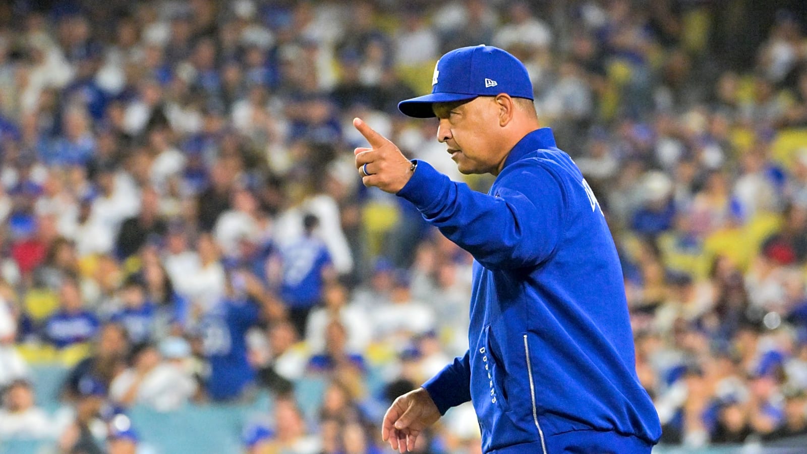 Dodgers $17M Star’s Postseason Snub Sparks Dave Roberts’ Surprising Truth Bomb