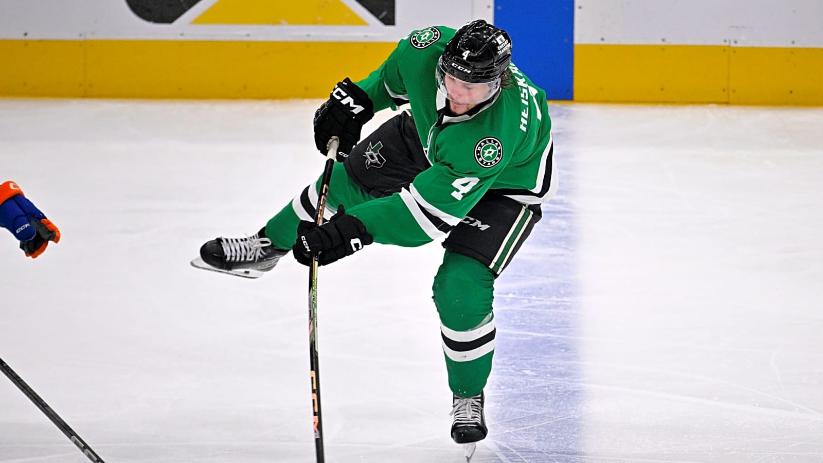 Huge injury update on Miro Heiskanen following knee surgery