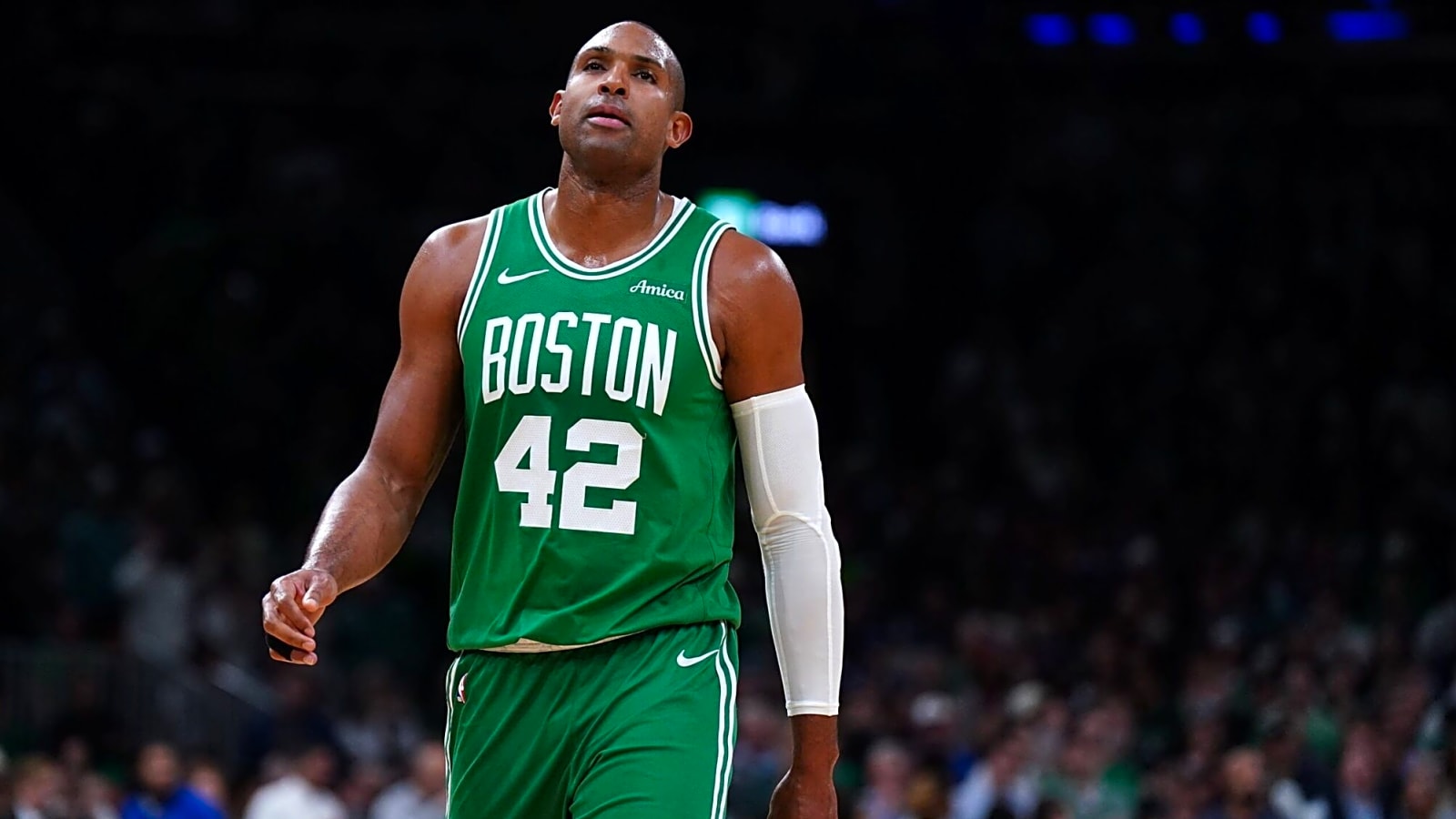 Knicks could target longtime veteran center in free agency