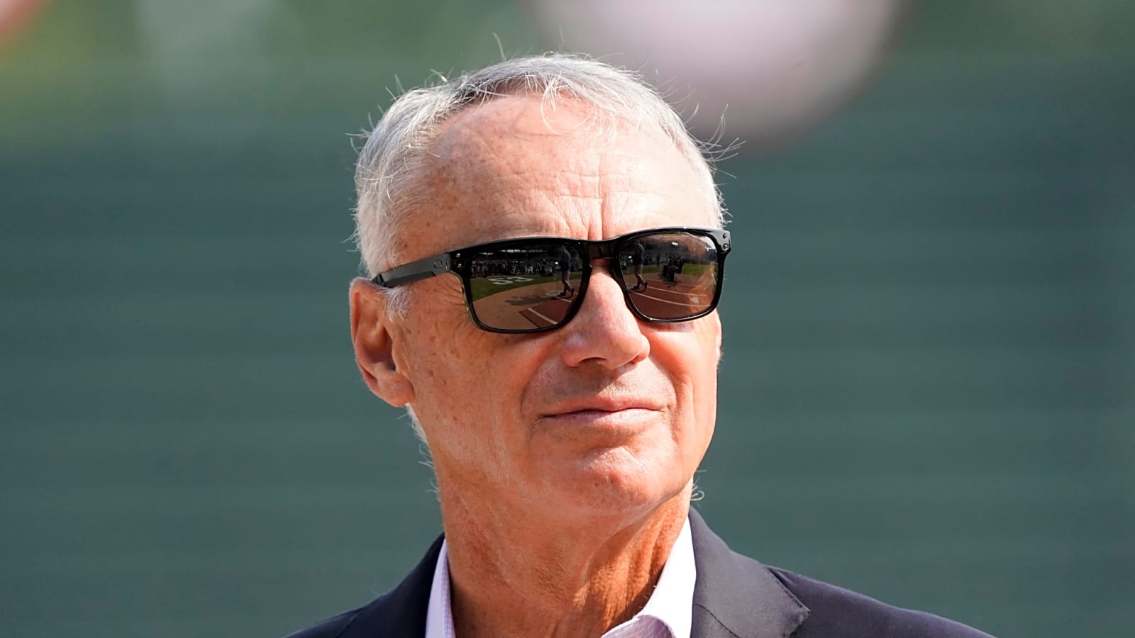MLB, ESPN nearing deal involving MLB.TV and in-market rights for five clubs