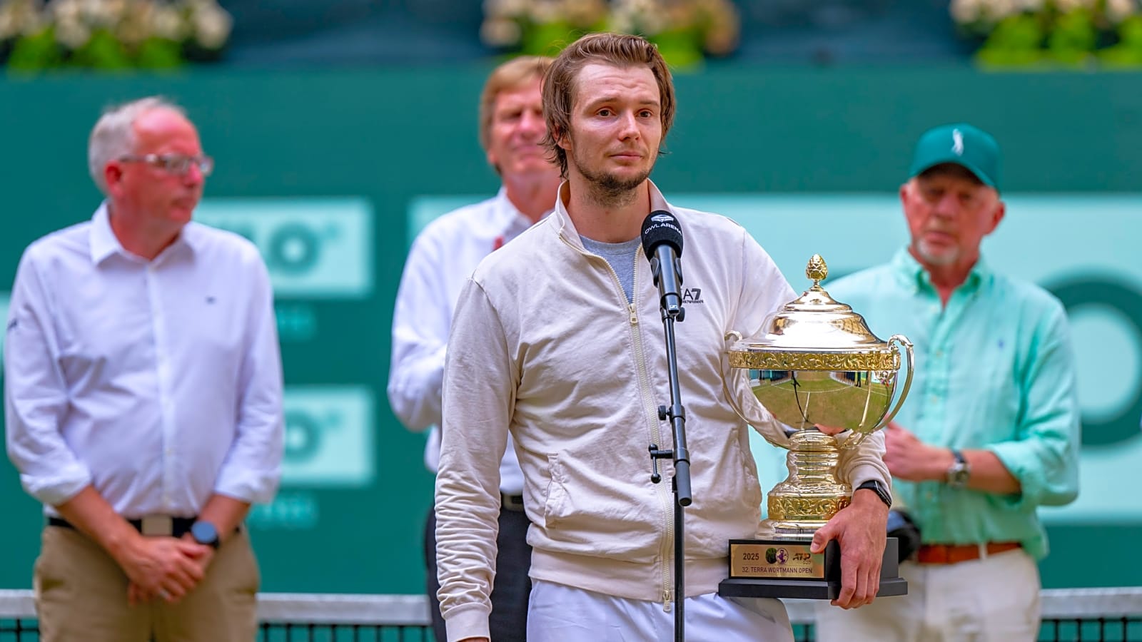 'Wonderful words': Boris Becker applauds Alexander Bublik&#39;s classy speech after Halle win