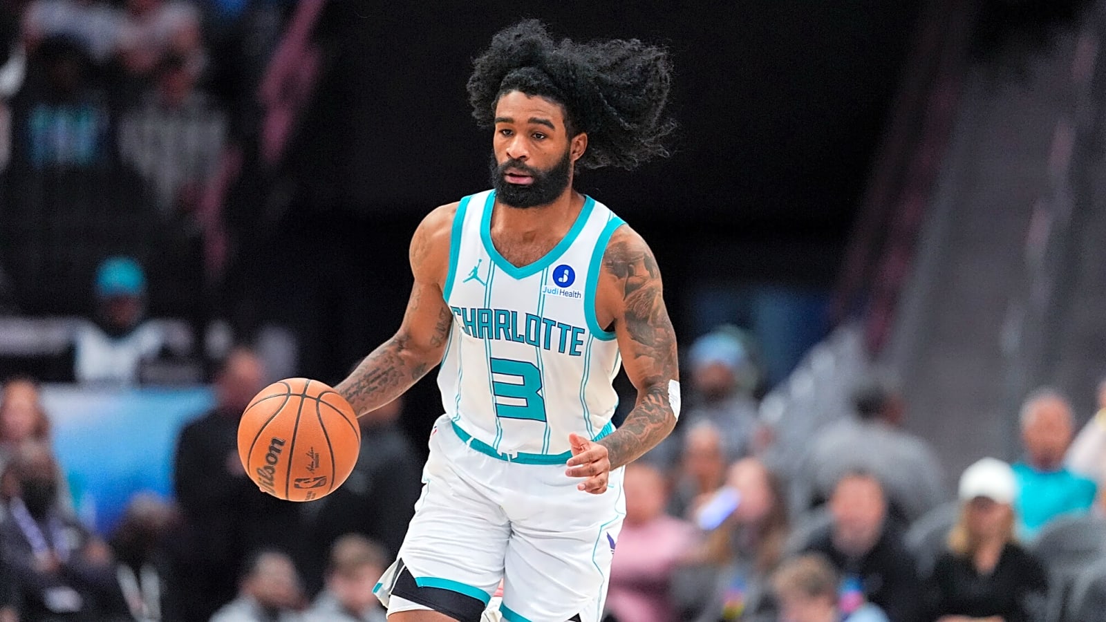 Hornets rout Kings 134-90