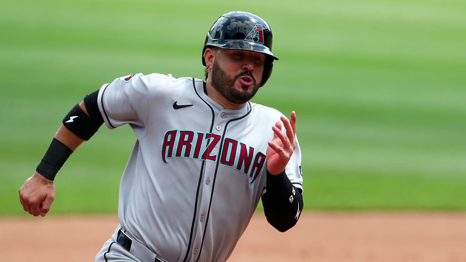 Tigers are a trade possibility for Eugenio Suarez