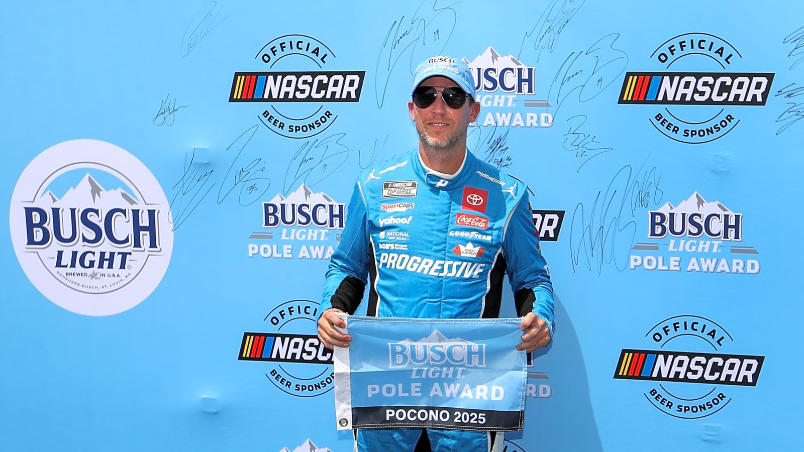 Denny Hamlin Thinks Carl Edwards 'Is Having Second Thoughts' Watching JGR Thrive in NASCAR