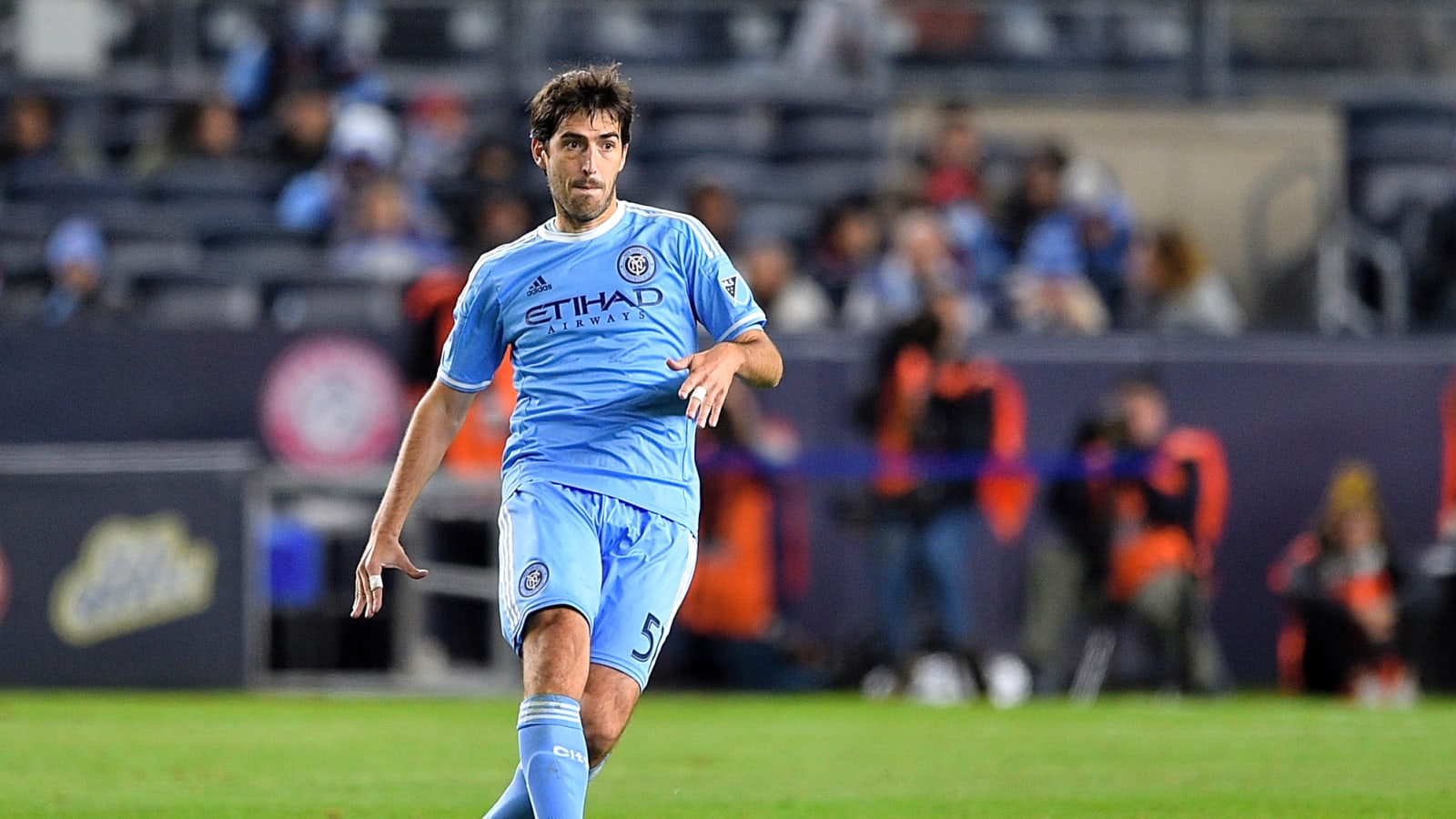 Andoni Iraola contacted by Chelsea