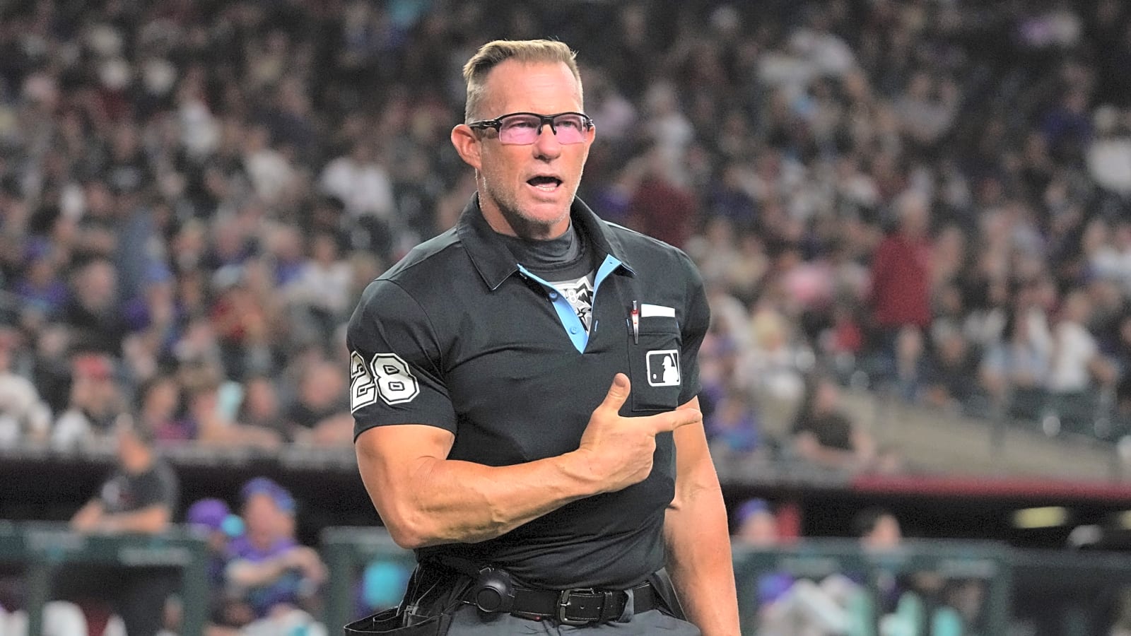 Umpire Jim Wolf had brutal night in Mets-Royals game