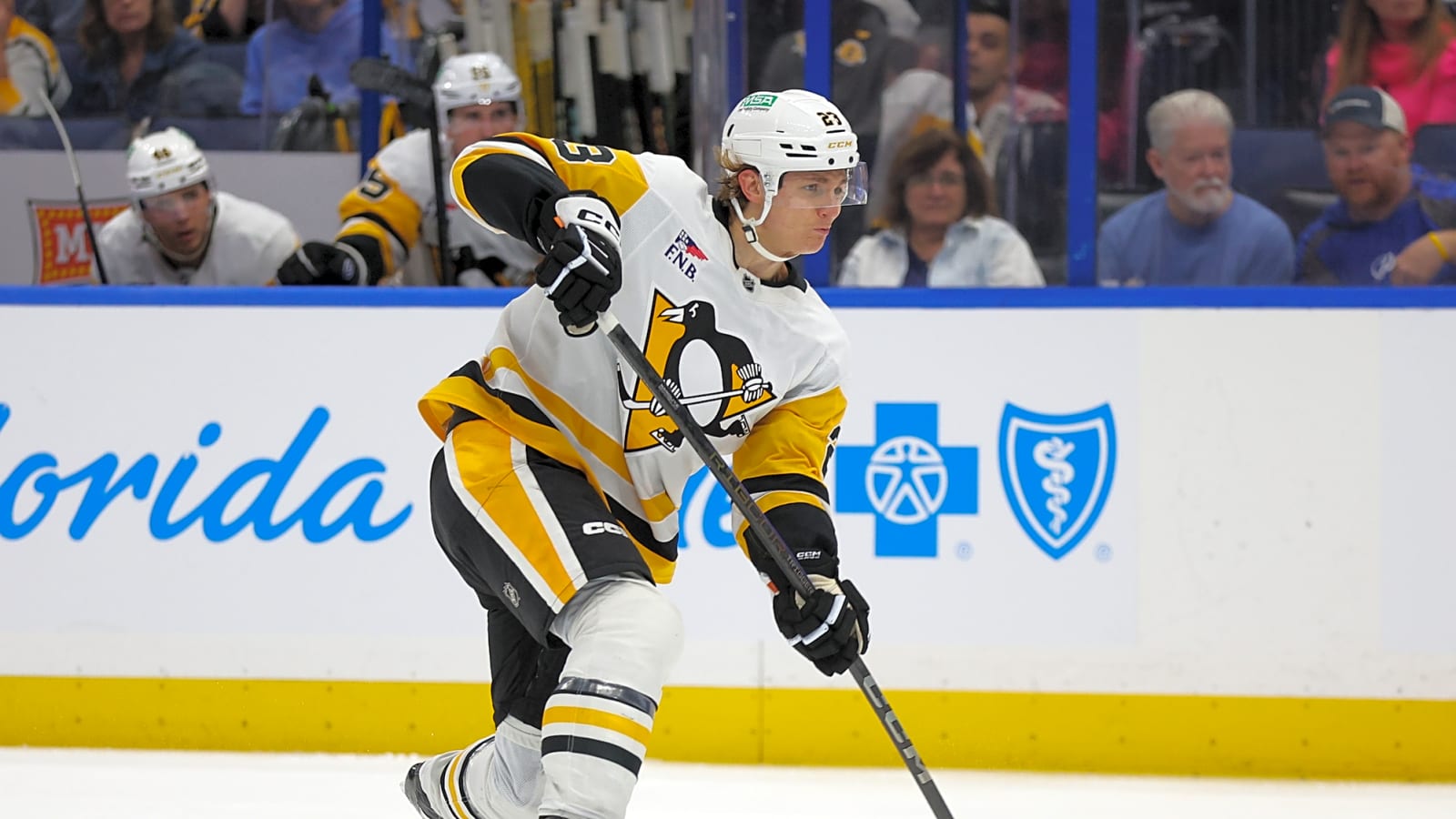 Stars recall Vladislav Kolyachonok