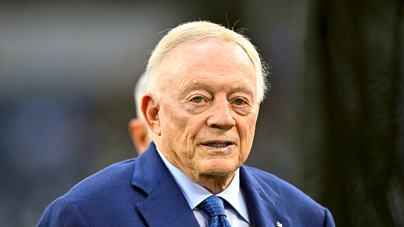 Jerry Jones responds to Micah Parsons' complaint after trade
