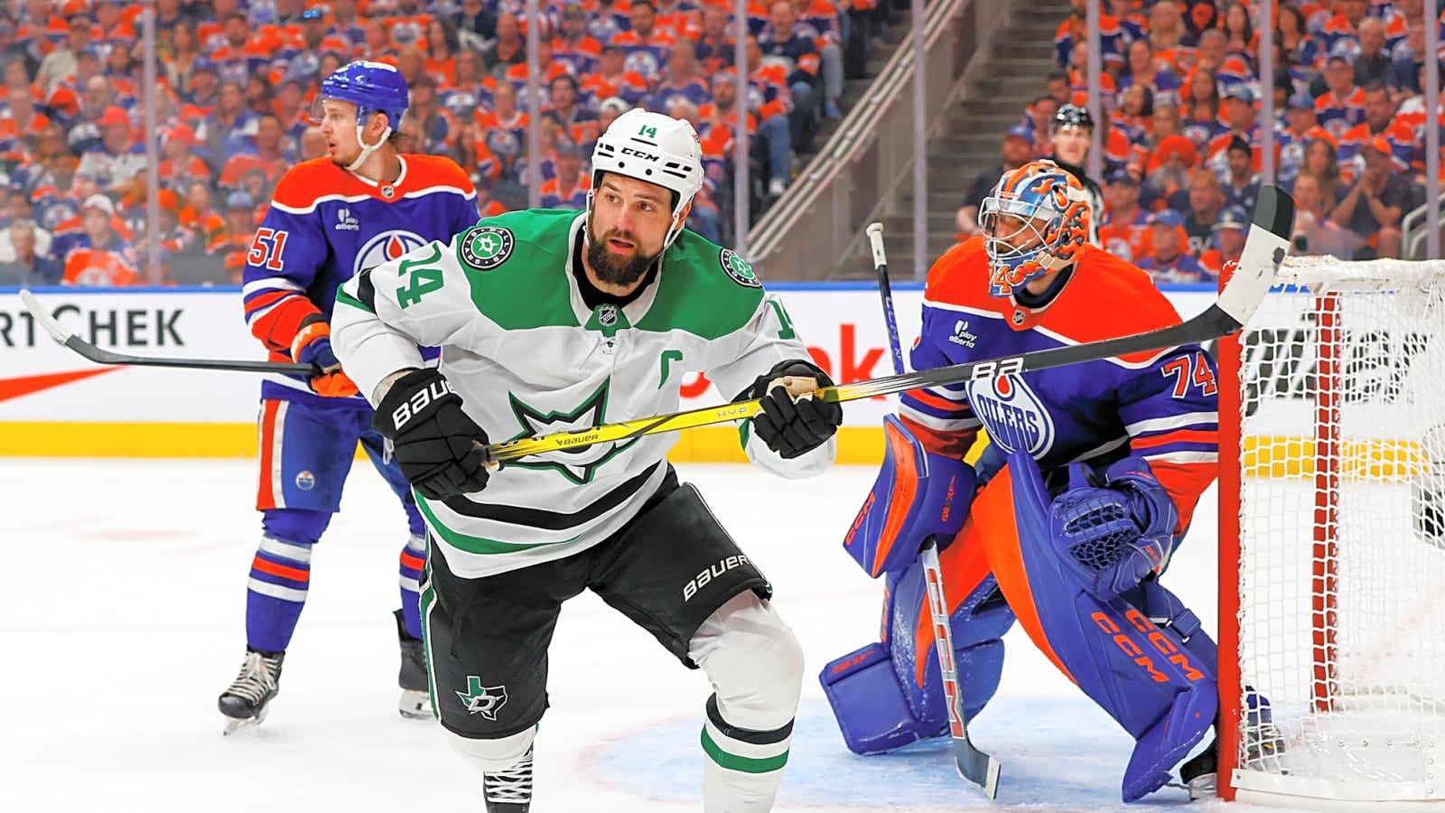 Stars Sign Jamie Benn to Bonus-Heavy Contract Extension
