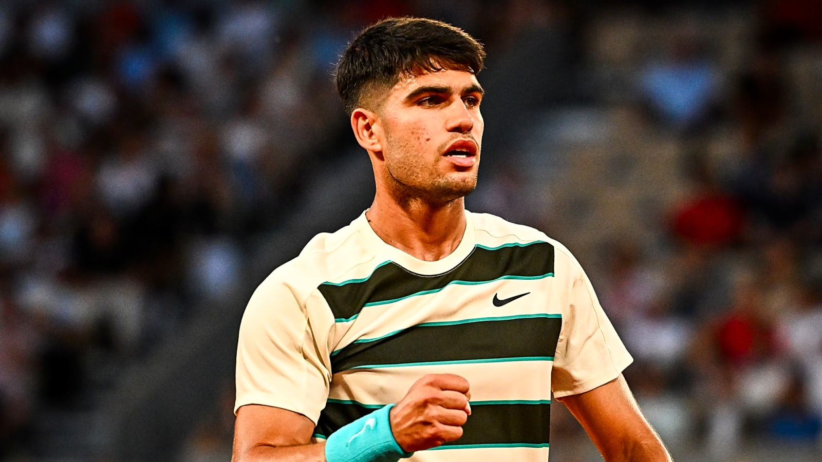 Watch: Carlos Alcaraz Shows Incredible Sportsmanship Against Ben Shelton by Refusing the Point During Roland Garros Clash