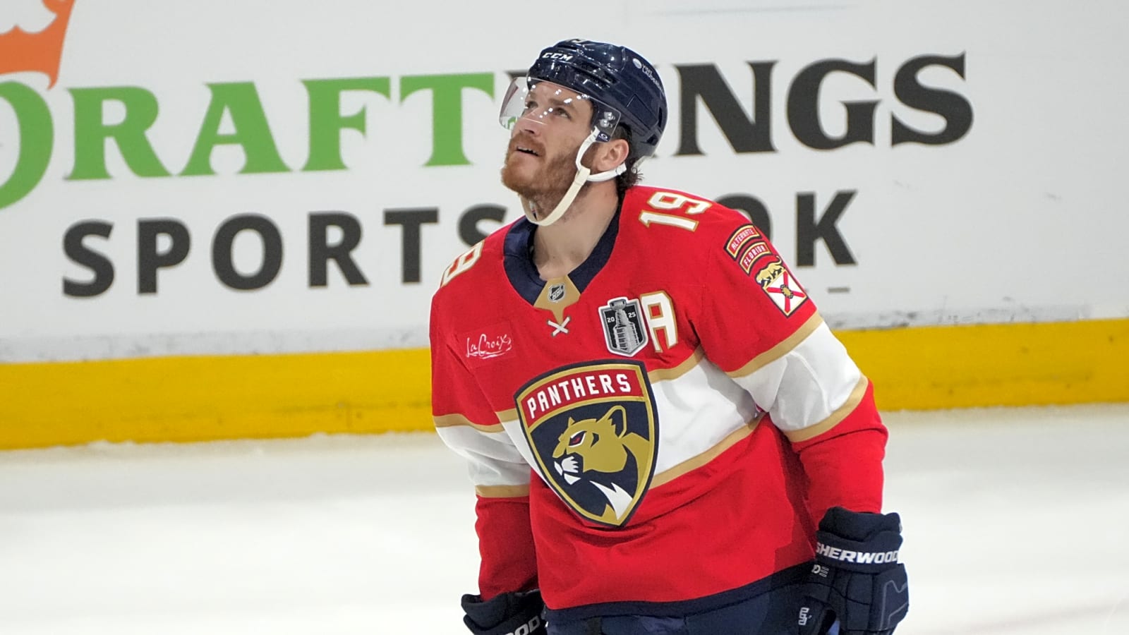 Matthew Tkachuk Erupts on the Bench in Wild Reaction to Brad Marchand