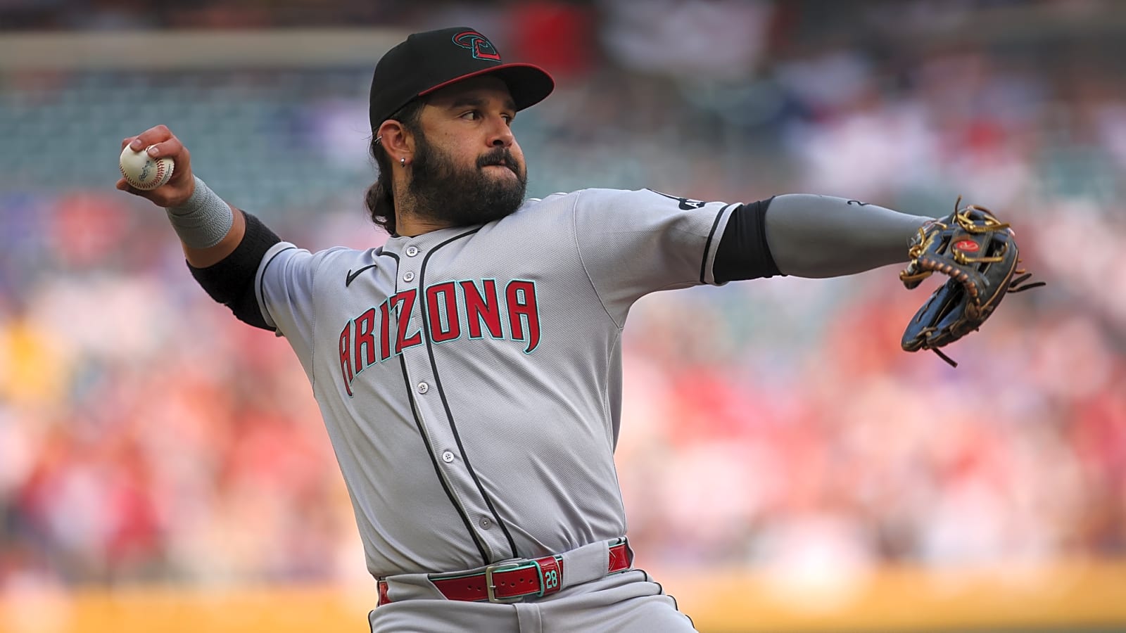 New suitor emerges for Diamondbacks third baseman Eugenio Suarez