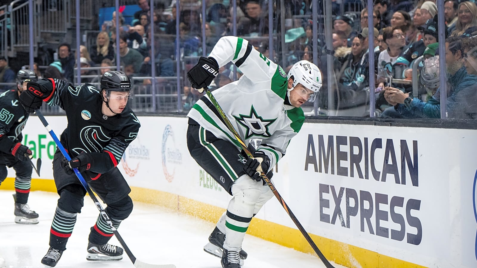 Stars' Lian Bichsel out six weeks