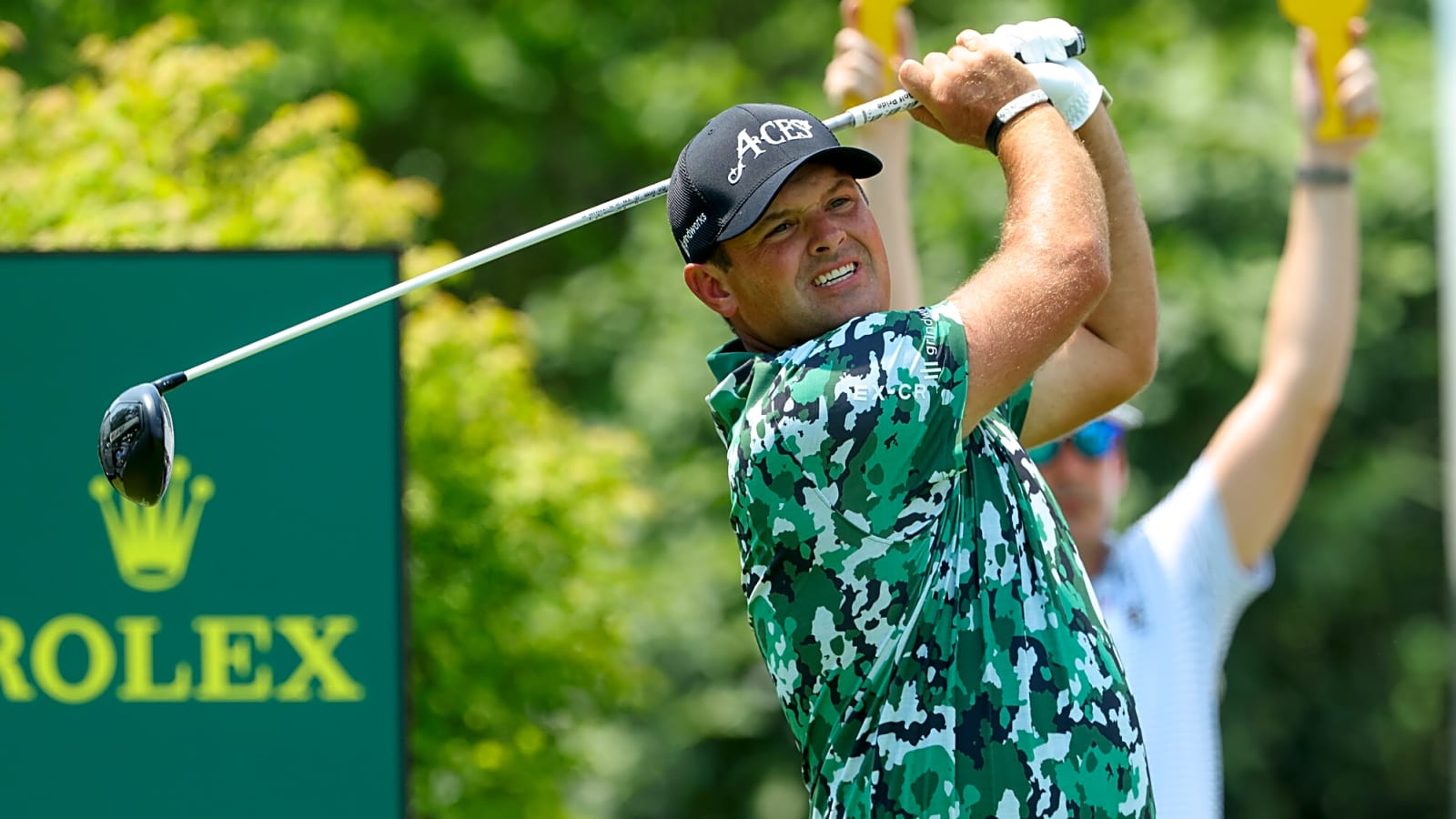 Watch: Patrick Reed hits one of the best shots in U.S. Open history