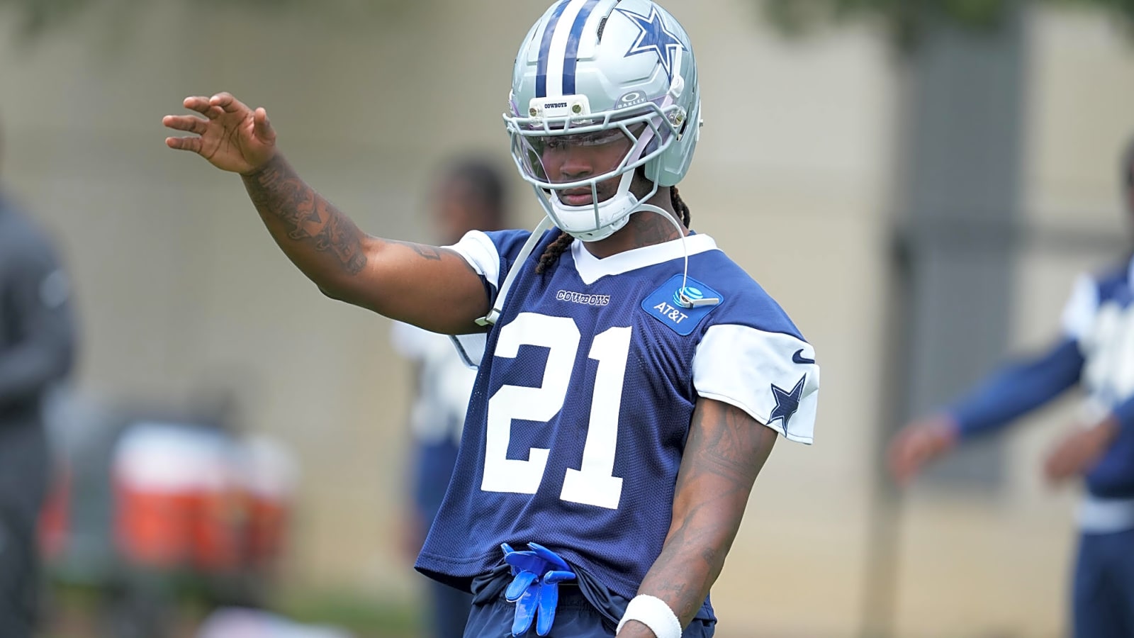 Who is rising & falling heading into Cowboys Training Camp?