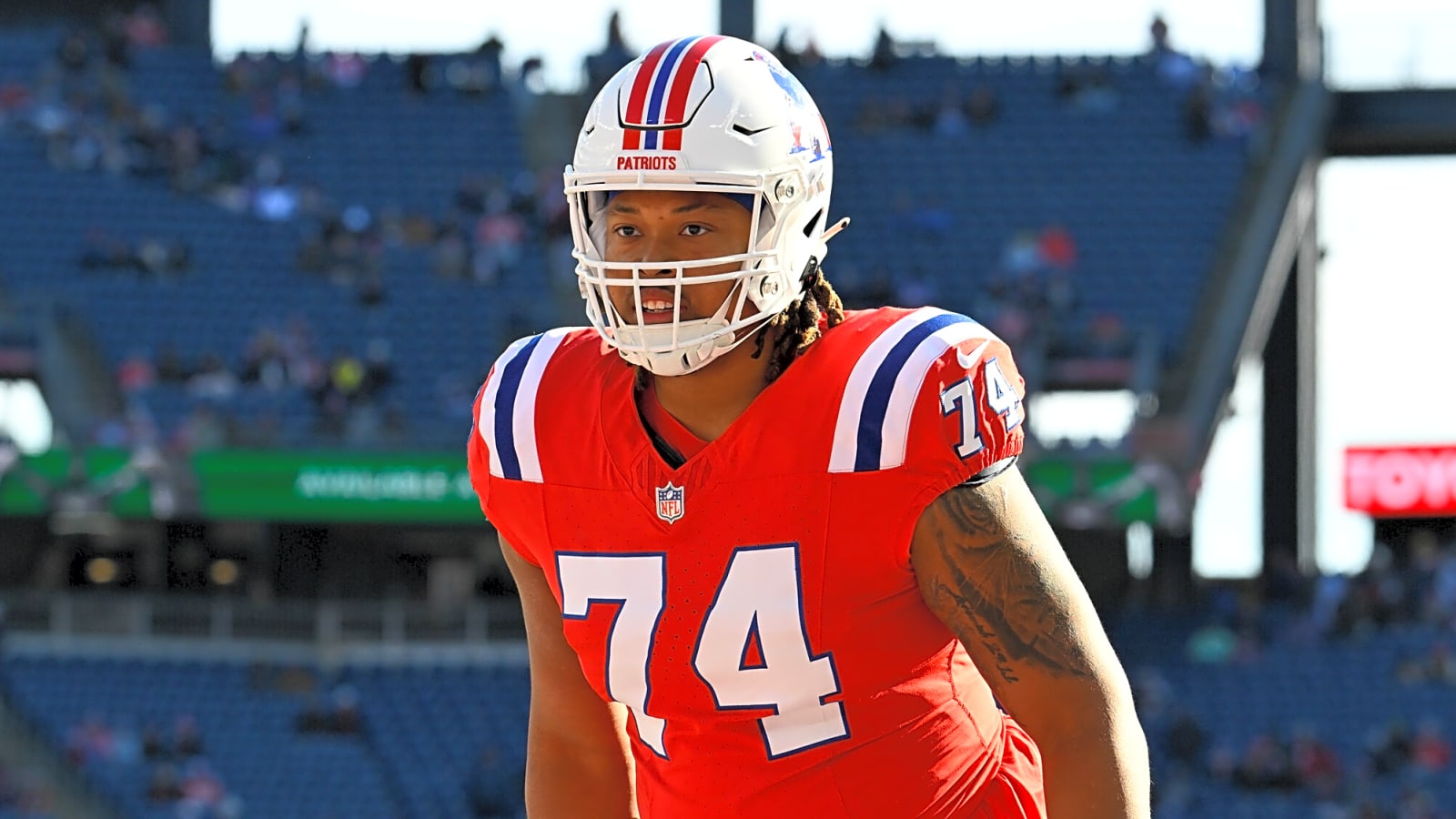 Buccaneers Sign Two Offensive Linemen