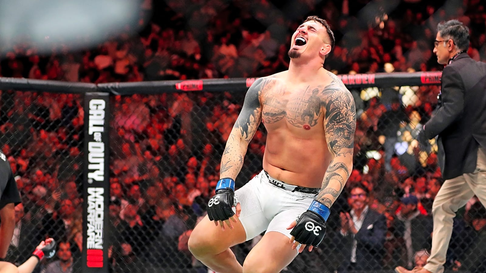 Gable Steveson reacts to Tom Aspinall relinquishing UFC title