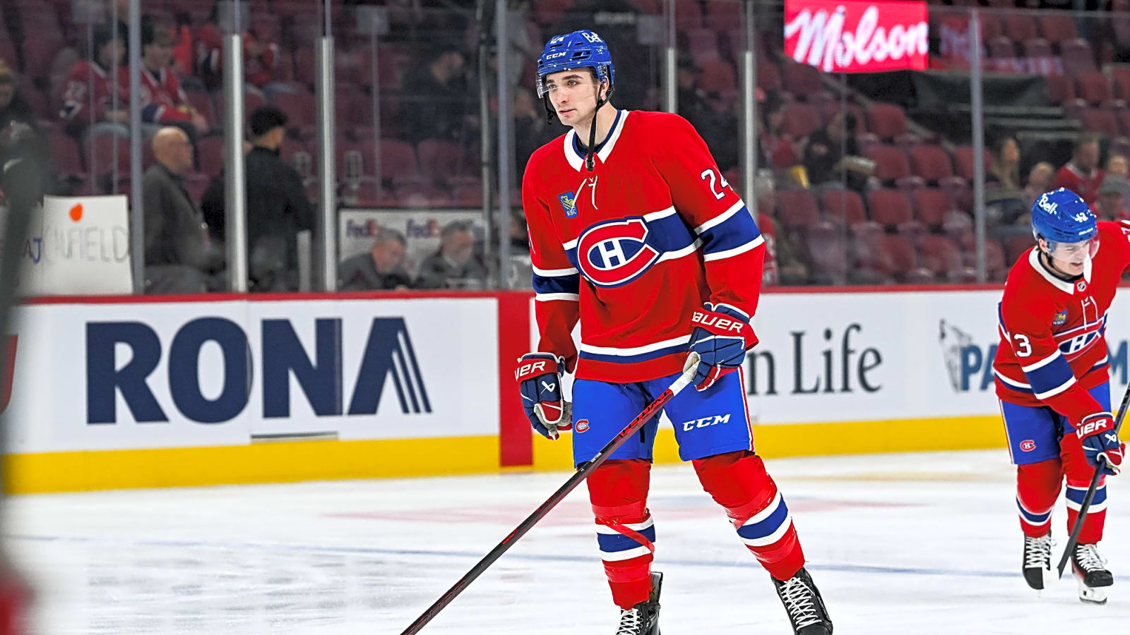 Logan Mailloux subscribes to the Islanders’ Instagram account