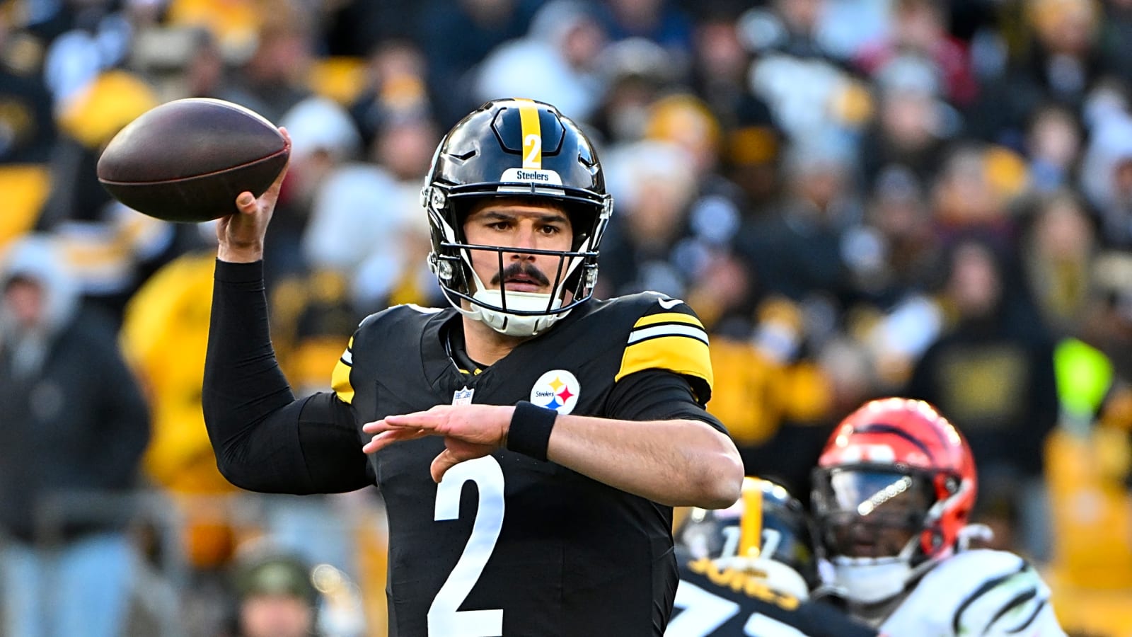 Steelers' Mason Rudolph Commends The Exact Unit That Put Aaron Rodgers In Jeopardy