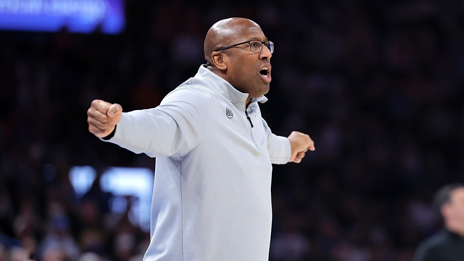 Knicks inching closer to full strength, evaluating playoff rotation