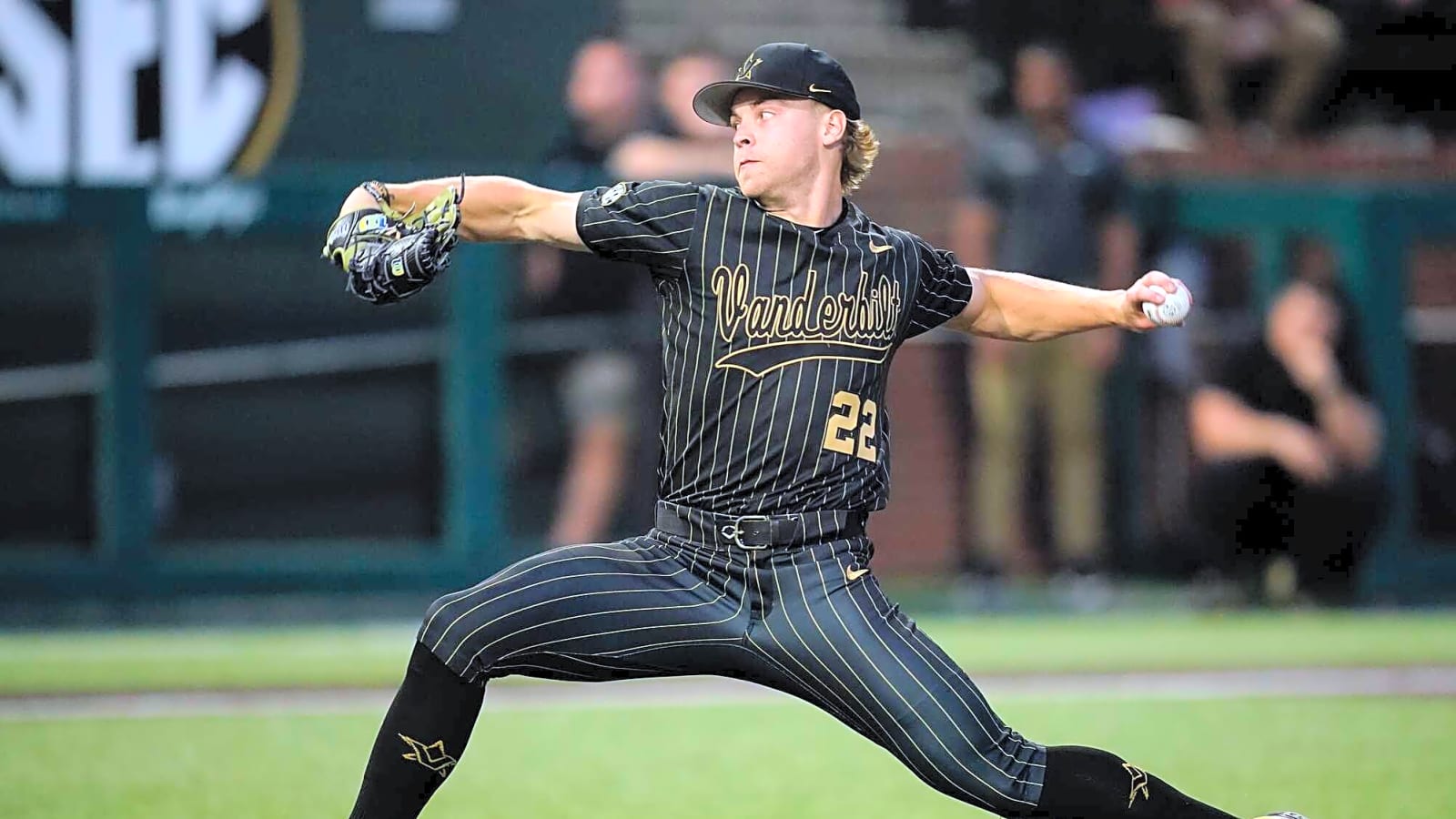 College Baseball News & Notes – Week 10